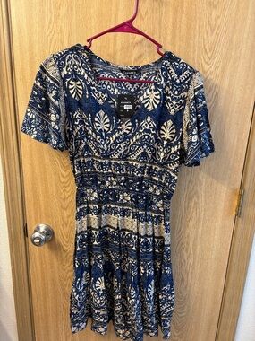 Navy and Cream V-Neck Printed Mini Dress
